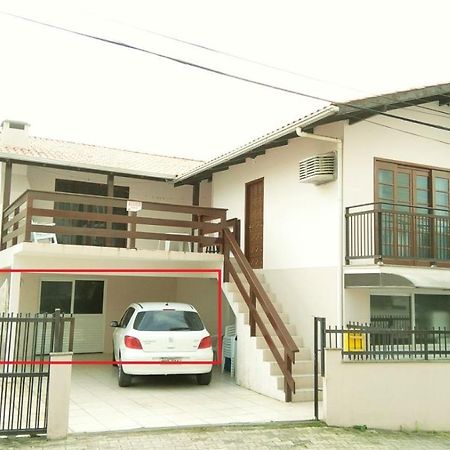 Casa 1 Dorm- Centro De Bombinhas Exterior photo